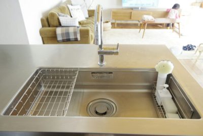 キッチンのスポンジ収納置き場は100均で解決！洗ってポンがおすすめ！