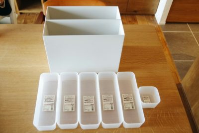 無印良品のポリプロピレン整理ボックスはキッチン収納として。