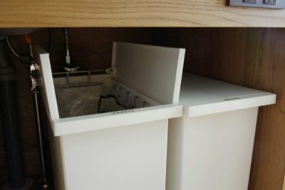 キッチンごみ箱のおすすめ置き場所 新築だからできる収納方法を紹介 リノベと暮らしとインテリア